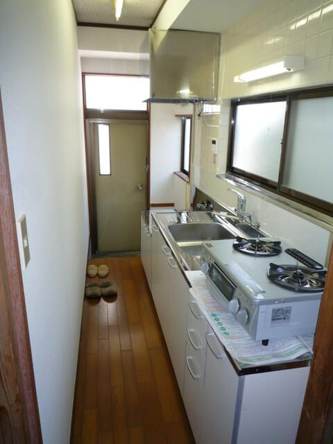本町一戸建のキッチン