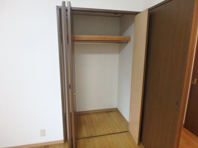 【収納】 | サン・ウエストパレス | こまごまとしたものを収納できそうですね