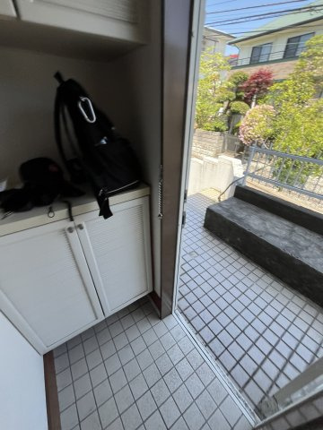 タウンハウスの玄関
