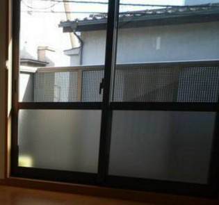 杉並区高円寺南５丁目のアパートのバルコニー