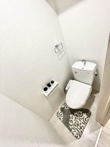 AMP es 春日のトイレ