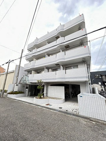 ロイヤルメゾン武庫之荘Ⅶの外観|きれいな外観です