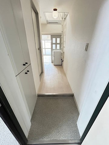 ロイヤルメゾン武庫之荘Ⅶの玄関|落ち着いた玄関です