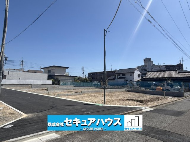 【同施工物件ご案内可能】名古屋市南区砂口町　全7棟の外観|☆未完成のため、同施工物件ご案内可能です♪
3LDK＋パントリー＋WIC(ウォークインクローゼット)の物件！
上部吹抜の開放感あふれる広々とした玄関とキッチン後ろに可動棚付きパントリーが魅力的です♪