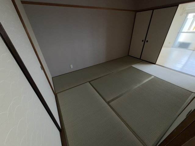 アベニュー青山の和室