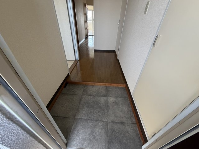 アベニュー青山の玄関