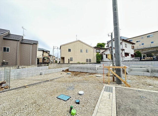 【外観】 | 志木市本町2丁目　新築一戸建住宅　全5棟　(志木本店) | 販売現地／2026年4月18日撮影　
育児中にも便利な食洗器付きなので家事の時間を短縮できます。