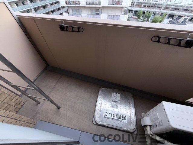 エステムコート神戸ハーバーランド前Ⅱのバルコニー|同物件別部屋写真