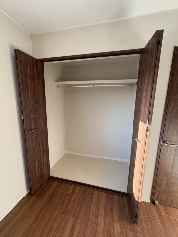 つつじが丘７丁目　中古戸建ての収納|大きなものも収納できそうです