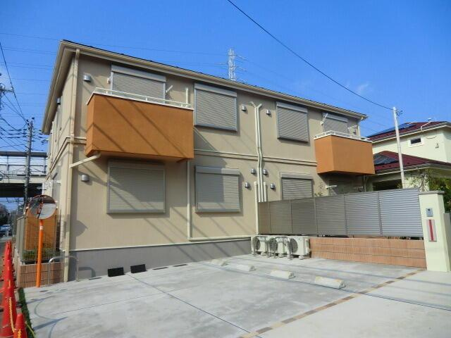 クエルボ烏山の外観|２階建てです