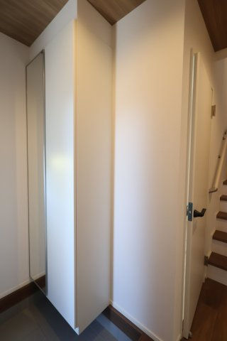 《仲介手数料無料》ふじみ野市駒西１丁目2-1新築一戸建てグラファーレの玄関