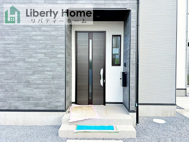 牛久市田宮6期　新築戸建のエントランス