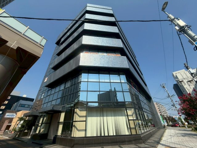 セントラルビルの外観