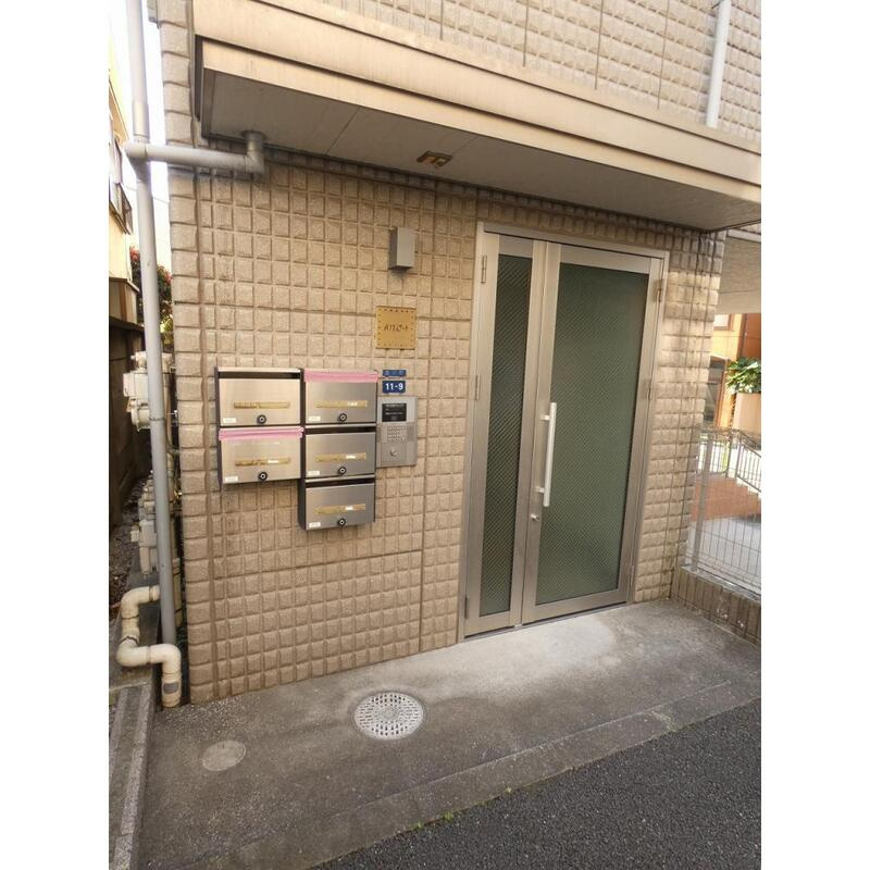 パナエステートのエントランス