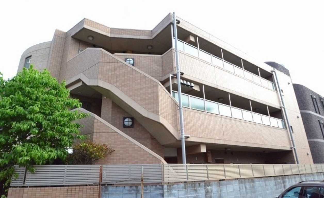メゾンアンシャンテ　南向き　駅近　オートロック