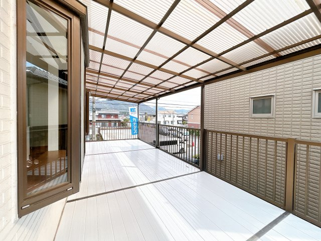 リフォーム済中古戸建　各務原市鵜沼羽場町6丁目　平成7年築のバルコニー