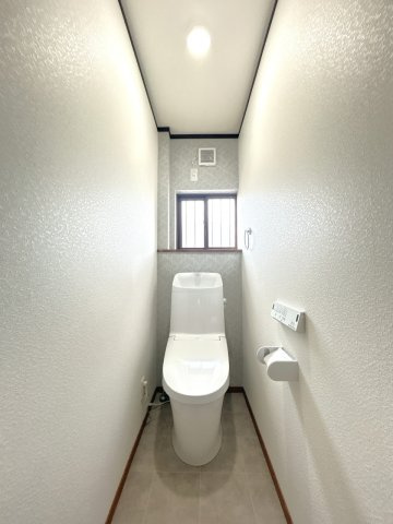 リフォーム済中古戸建　各務原市鵜沼羽場町6丁目　平成7年築のトイレ