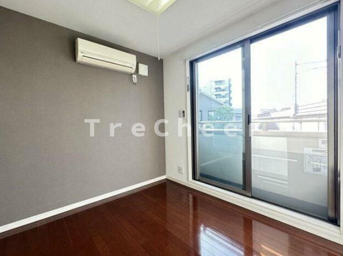 アルファ三ノ輪の居間・リビング