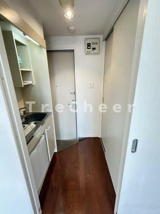 アルファ三ノ輪の玄関