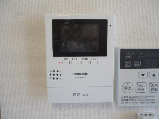 グレーシア皆春のセキュリティ|カメラ付インターホン