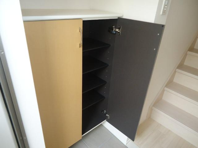 グレーシア皆春の収納|下駄箱
