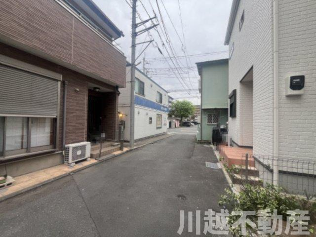 2駅2路線、始発駅が使える便利な住まいの前面道路含む現地写真|前面道路含む現地写真です
