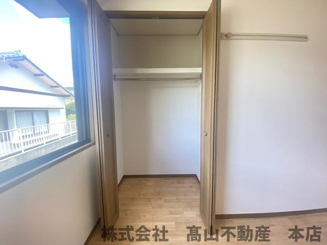 宗像市日の里３丁目のアパートの収納