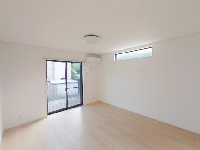 中古 戸建ての居間・リビング