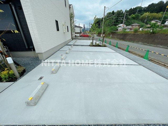 福知山市問屋町厚中問屋町の賃貸マンションの駐車場|敷地内に駐車場も完備★