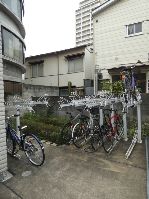 ＳＨレジデンスのその他共用部分|★屋根付き駐輪場★
