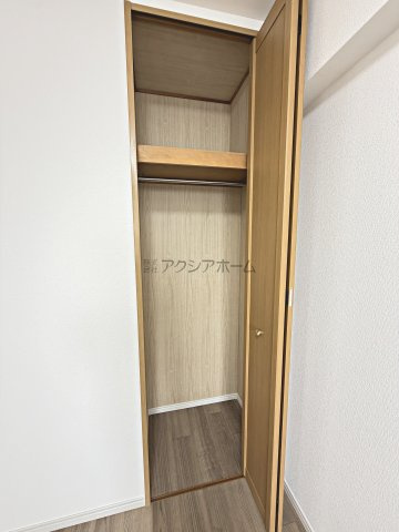 ベルシャトゥ武蔵藤沢の子供部屋|洋室4.7帖のクローゼット