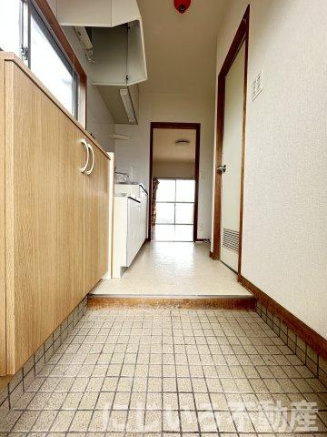 第2ハイツ明治橋の玄関