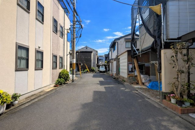 西ノ京南円町の前面道路含む現地写真