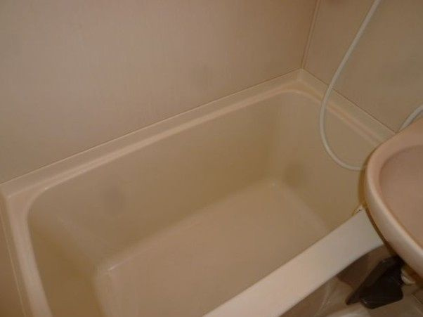 レオパレス高砂の浴室
