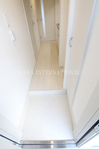 リブリ・六町の玄関