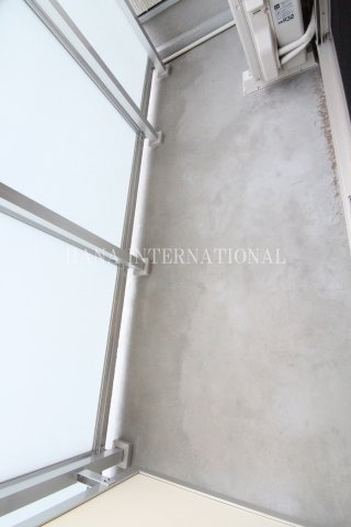 リブリ・六町のバルコニー