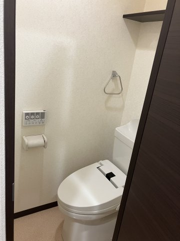 ＳＨＩＭＸ　ＯＧＩ　ＭＡＩＳＯＮのトイレ