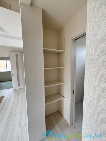 大磯町西小磯　新築戸建　全4棟2号棟の収納