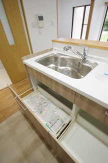 【エントランス】 | 【仲介手数料無料！！】和田ハウス　S棟　中古マンション　2699万円
