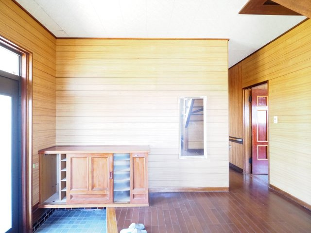 【玄関】 | 中古戸建　小倉寺平場山