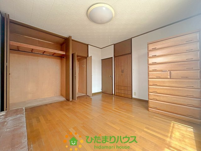 幸手市千塚　中古一戸建ての収納