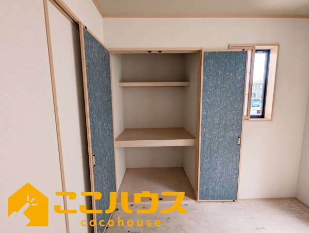 うるま市江洲2108番　新築戸建て　全10棟　G号棟の収納|多用途に活用できる便利な押入収納