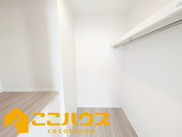 うるま市江洲2108番　新築戸建て　全10棟　G号棟の収納|大容量のウォークインクローゼット