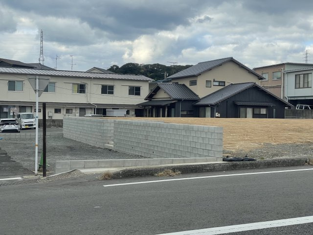 武久町事業用地の駐車場