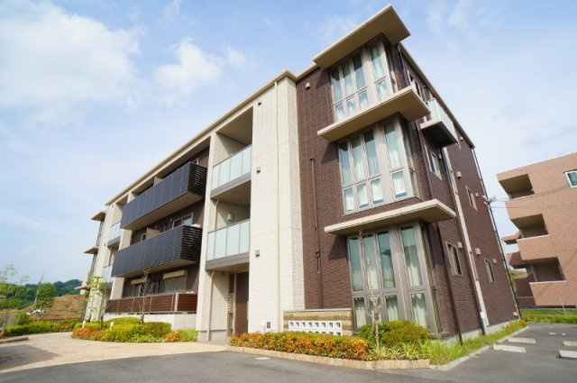 フェリオ城山台　イースト