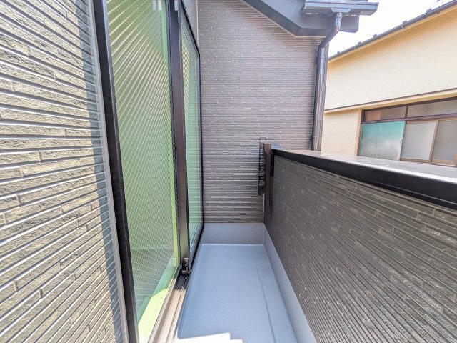 八王子市　万町　新築一戸建て　１期のバルコニー|～南向きで陽当たりの良いバルコニー～
