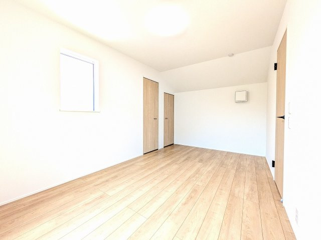 八王子市　万町　新築一戸建て　１期の収納|～収納力の高いクローゼット完備～