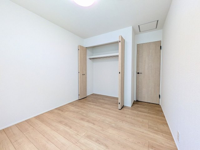 八王子市　万町　新築一戸建て　１期の収納|～収納力の高いクローゼット完備～