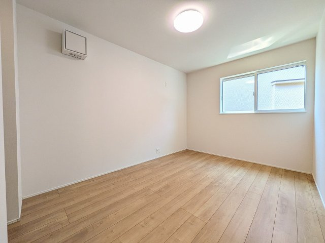 八王子市　万町　新築一戸建て　１期の子供部屋|～2階6.0帖の洋室です～