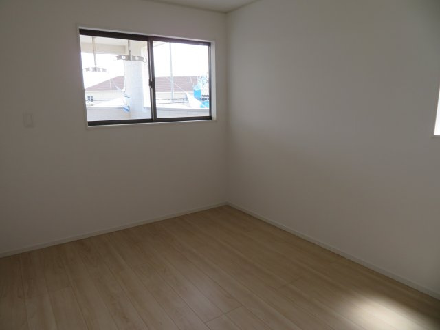 高崎市吉井町小暮第１（全2棟）1号棟の洋室
